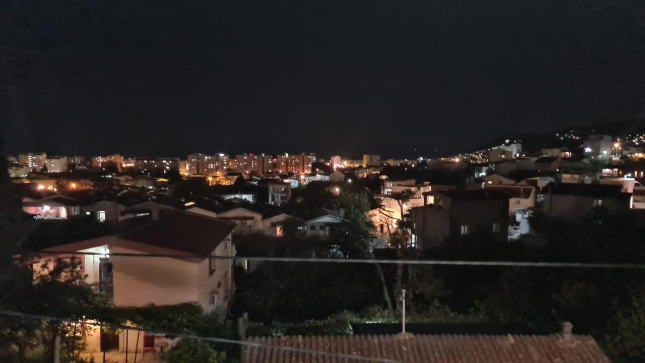 Family Apartment-Dilorena Бар Экстерьер фото